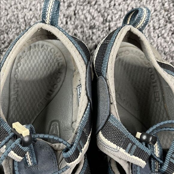 Keen Newport Men’s gray, blue and black waterproof Hiking Sandals main image 11